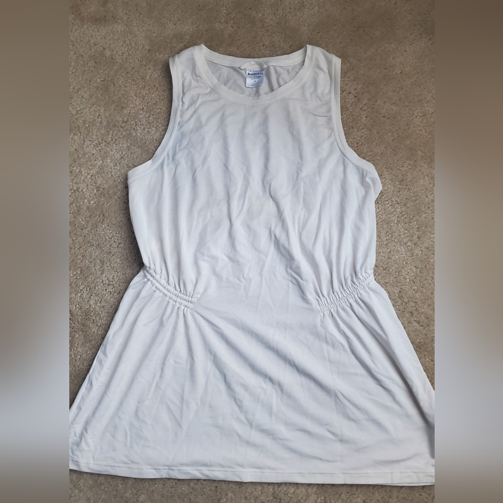 Athleta shirt